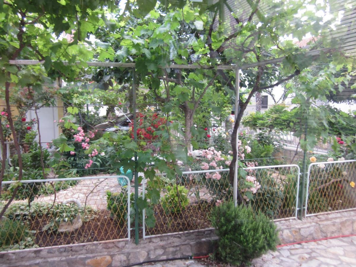 Gaestehaus Mimesis Vodice Exteriör bild